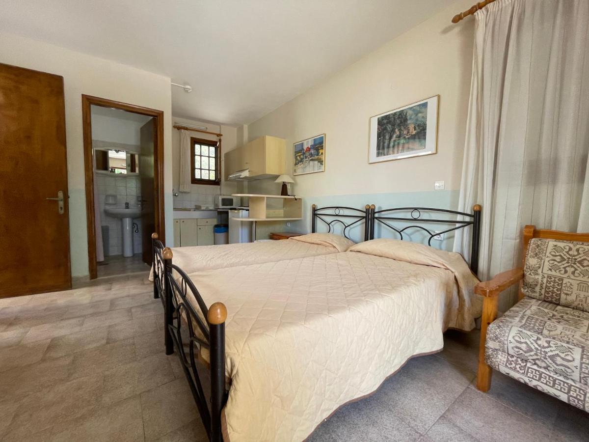 Vasilikos Apartments Paralia Agias Foteinis Eksteriør bilde